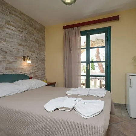 Naxos Hotel