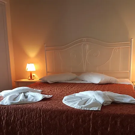 Hotell Naxos 2*